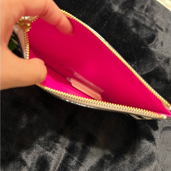 Bag - Picture 2 of 2